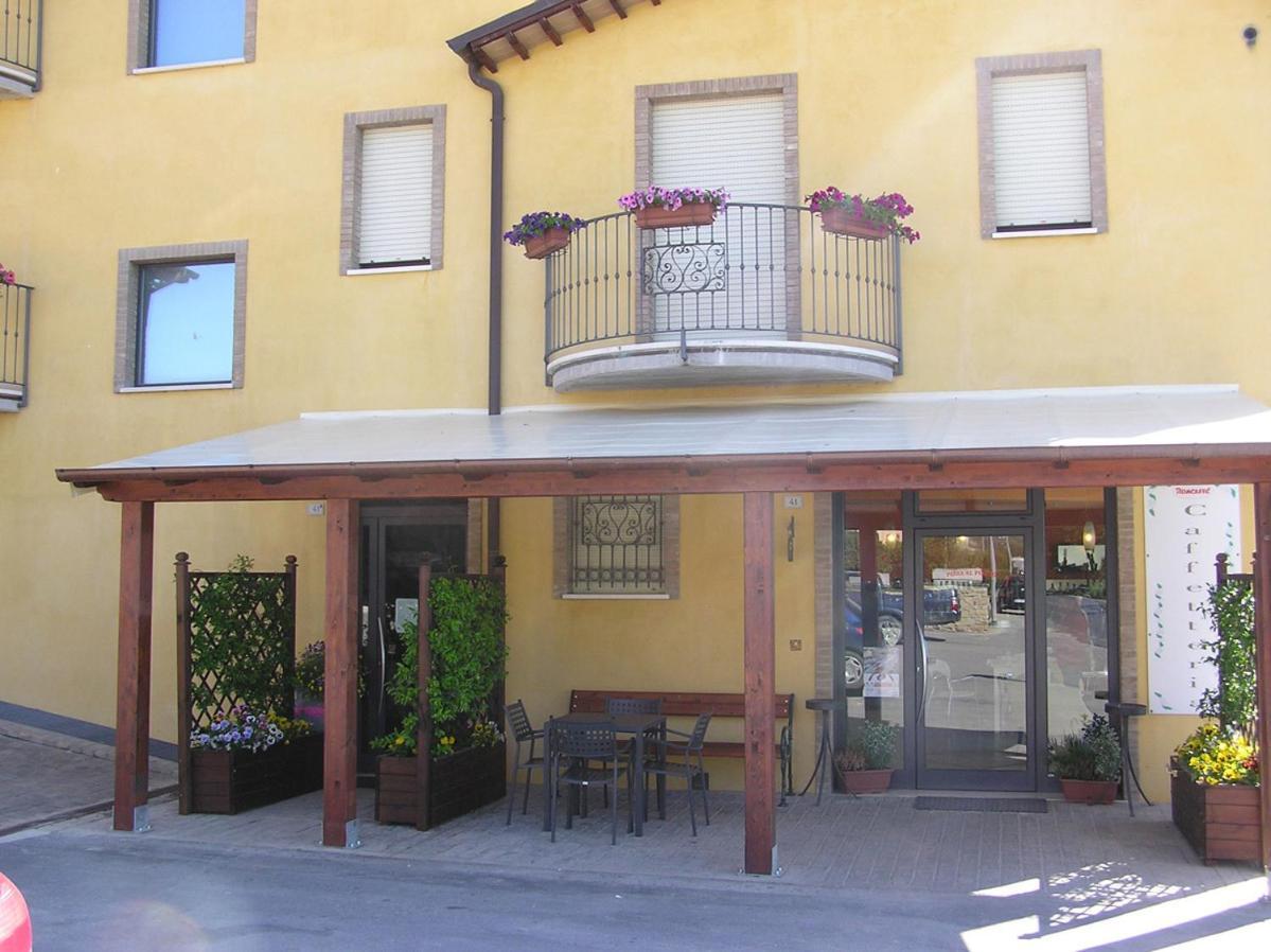 Albergo Le 2 Rose ซาน เซเวริโน มาร์เค ภายนอก รูปภาพ